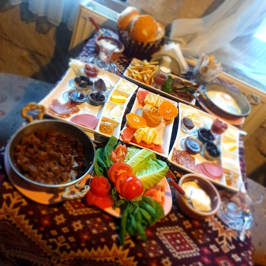Emily Cave House Bed and Breakfast Göreme Buitenkant foto