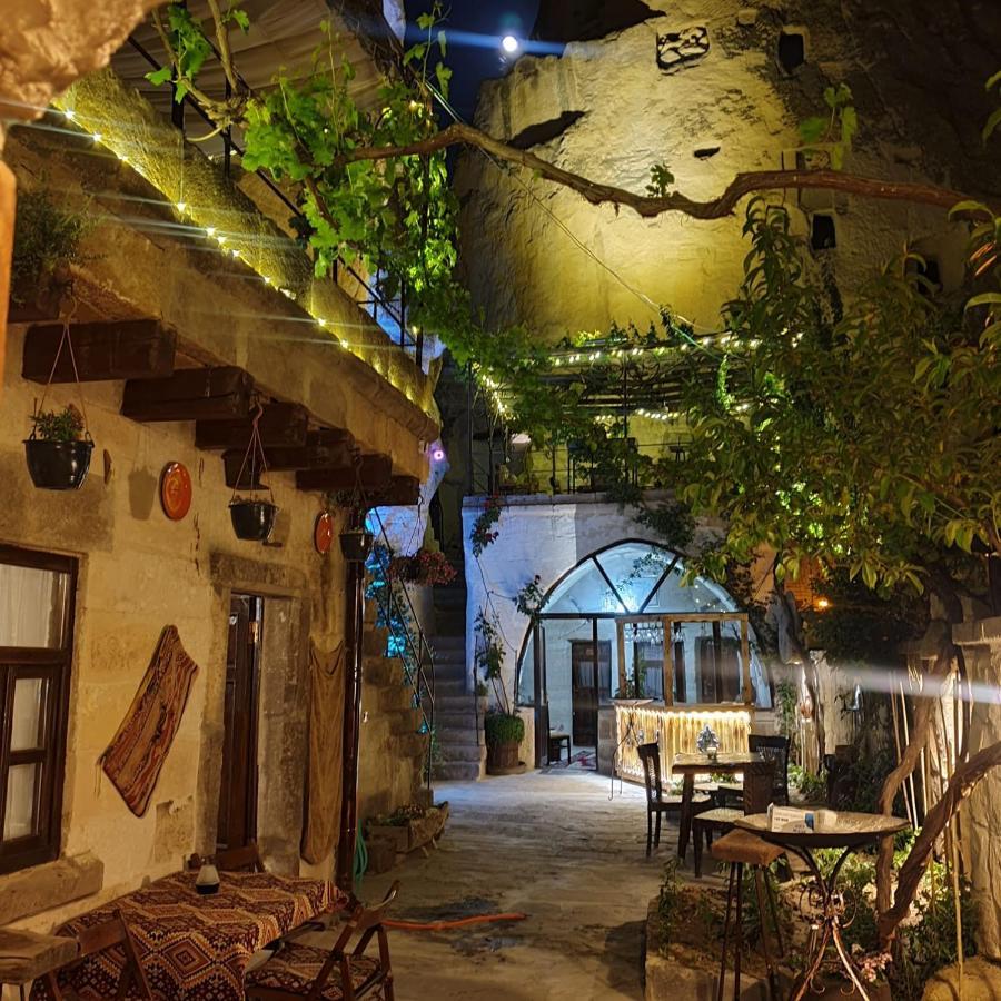Emily Cave House Bed and Breakfast Göreme Buitenkant foto
