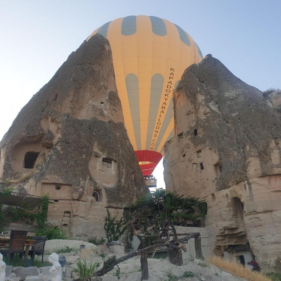 Emily Cave House Bed and Breakfast Göreme Buitenkant foto
